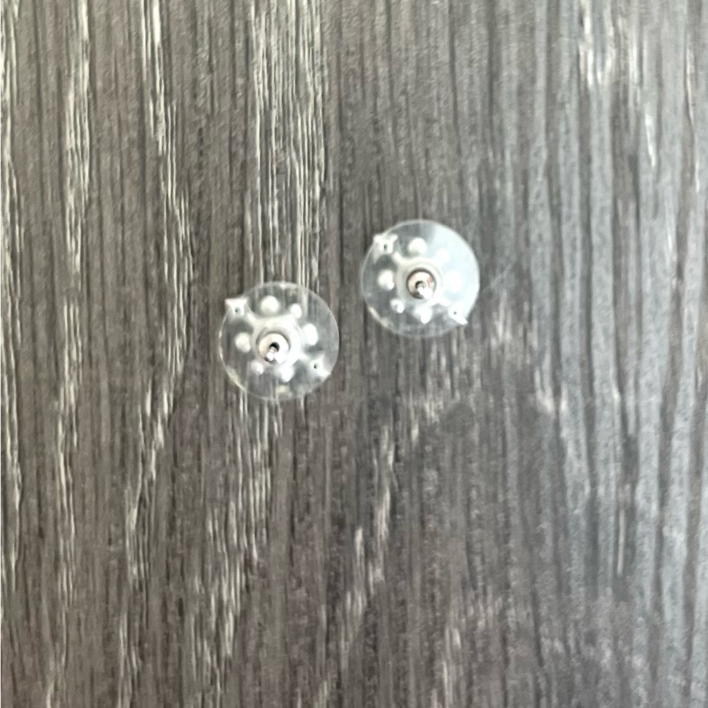 Kendra Scott Tilda Stud Silver Earrings - Picture 5 of 5